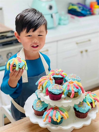 Mini Çocuklar İçin Cupcake Fırın Kalıbı 6 Büyük Bölmeli Muffin Kek Kalıbı