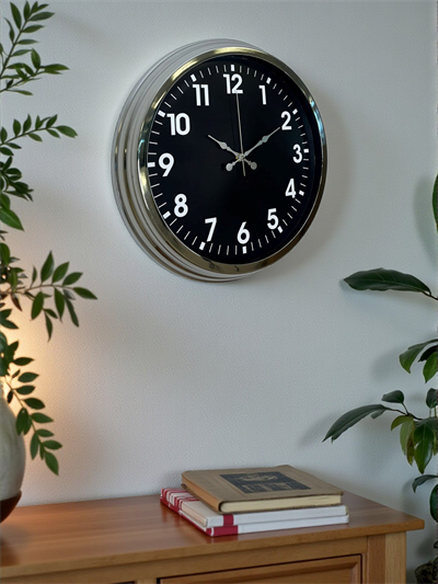 Modern 40 Cm Metal Krom Standart Duvar Saati