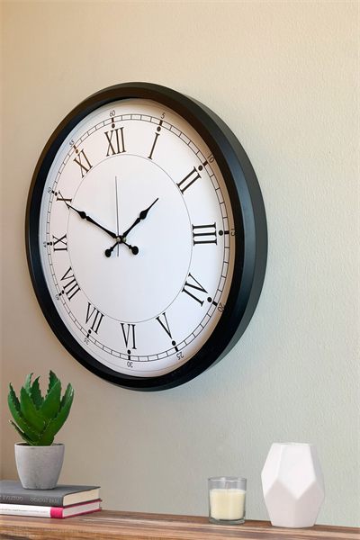 Modern 52 Cm Black & White Roma Rakamlı Metal Duvar Saati
