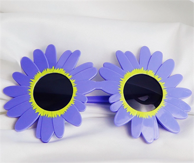 Mor Renk Papatya Şekilli Parti Gözlüğü 18x10 cm (3936)
