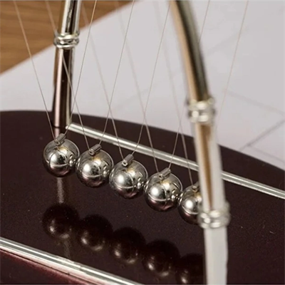 Oval Tabanlı Newton Balans Beşiği