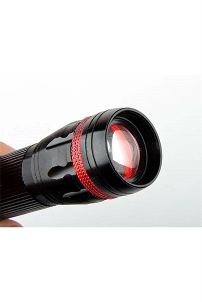 Özel Güvenlikler Için Menzilli Zoomlu Pilli El Feneri Dayanıklı