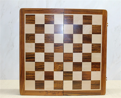 Özel Vernikli Mıknatıs Taşlı Ahşap Katlanabilir Kutulu Satranç Oyunu 30 Cm