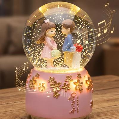 Pilli Işıklı Müzikli Kar Küresi–Sevgili Çiçek Detay Figürlü Eğlenceli Masaüstü Biblo, LED Aydınlatmalı Dekoratif Hediyelik Kar Küresi (3936)