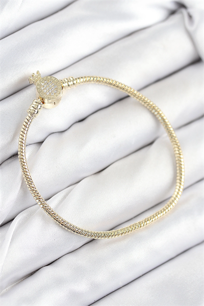 Pirinç Charm Zirkon Taşlı Taç Model Gold Renk Kadın Bileklik