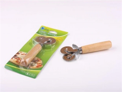 Pizza Kesici Ve Hamur Ruleti