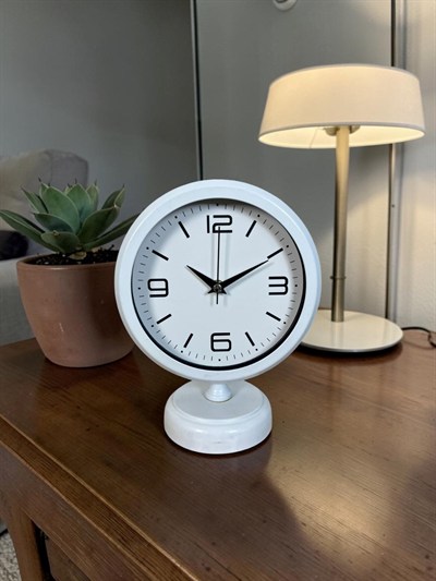 Premium Beyaz 25 x 20 Cm Metal Masa Saati
