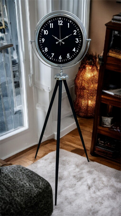 Prestige Krom Tripod Ayaklı Saat