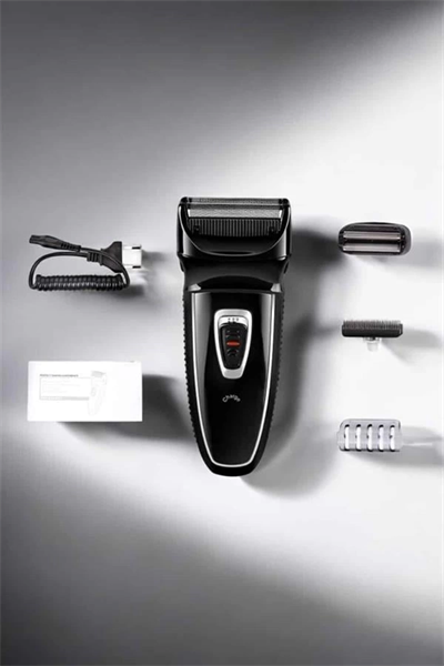 Profesyonel Erkeklere Özel Kişisel Bakım İçin Çok Yönlü Tıraş Çözümü