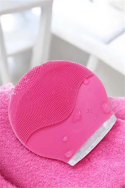 Profesyonel Yüz Temizleme Masaj Aleti Su Geçirmez, Kablosuz Şarj Özellikli Kolay Temizlenebilir