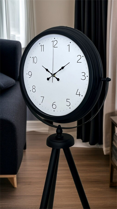 Pure Black Tripod Ayaklı Saat