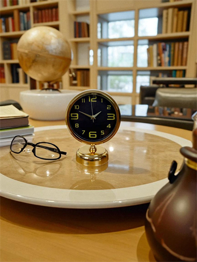 Pure Gold 25 x 20 Cm Metal Masa Saati