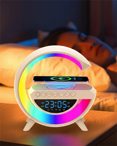 RGB Işıklı Kablosuz Hoparlör Bluetooth USB FM TF Kart Destekli