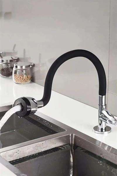 Renkli Silikonlu Oynar Başlıklı 2 Fonksiyonlu Spiral Musluk Başlığı - Siyah (3936)