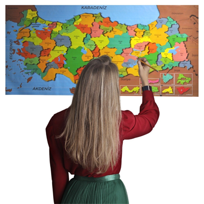 Renkli Türkiye Haritası Manyetik Yapıştırıcı Gerektirmeyen Duvar Stickerı 118 Cm * 56 Cm Bx40