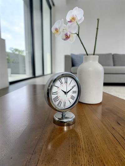 Royal Krom Roma Rakamlı 25 x 20 Cm Metal Masa Saat