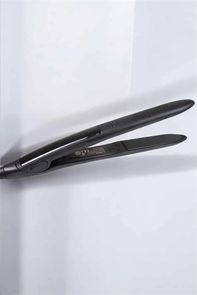 Saç Düzleştirici Isı Ayarlı Döner Kablo Yıpranma Karşıtı