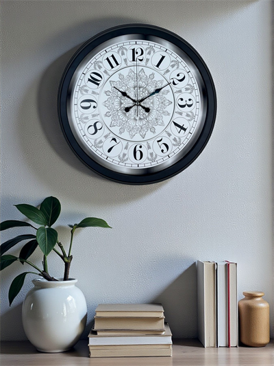 Şaheser Tasarım Zarif Desenli 40 cm Metal Duvar Saati