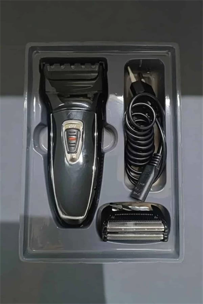 Şarjlı Paslanmaz Çelik Bıçaklı ve Kablosuz Saç Sakal Tıraş Makinesi