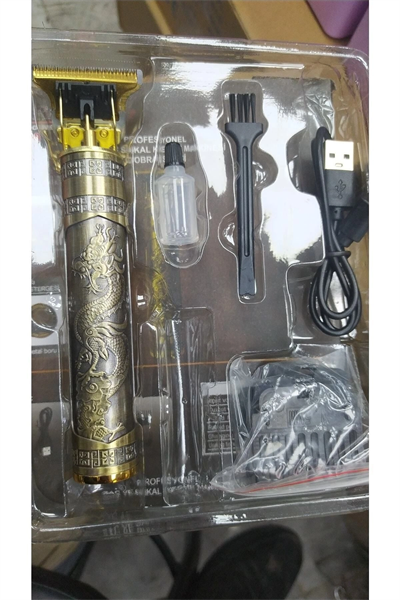 Şarjlı sakal tıraş makinesi kuru kullanım altın renk 1-3 başlık 2 yıl garantili - 50 Hz Frekans