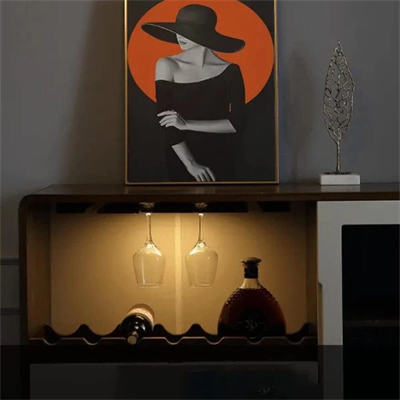 Sensörlü Şarjlı Mıknatıslı Uzun LED Işık