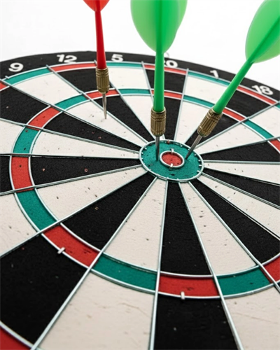 Şık Tasarımlı 15 İnç Dart Tahtası Metal Uçlu 4 Ok Seti