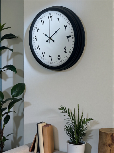Siyah Arapça Rakamlı 40 Cm Metal Duvar Saati