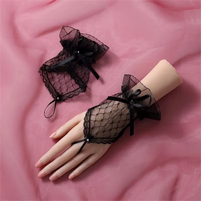 Siyah Dantel Fiyonklu Parmak Halkalı Kadın Eldiveni