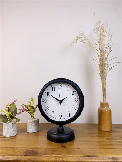 Siyah Metal Masa Saati 25×20 cm