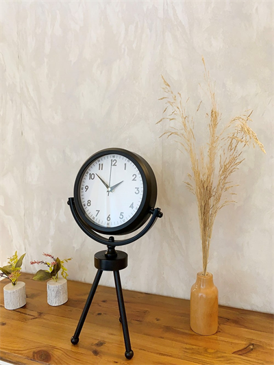 Siyah Metal Mini Tripod Dekoratif Masa Saati 45×26 cm