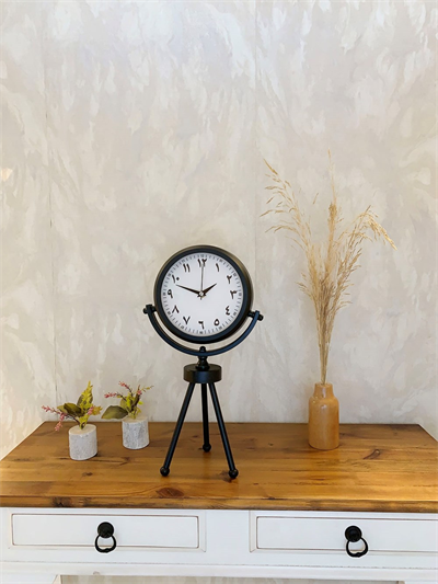 Siyah Metal Mini Tripod Farsça Masa Saati 45×26 cm