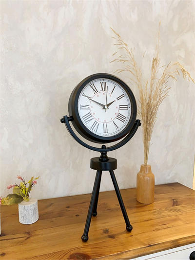 Siyah Metal Mini Tripod Modern Masa Saati 45×26 cm