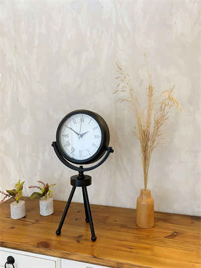 Siyah Metal Mini Tripod Retro Masa Saati 45×26 cm
