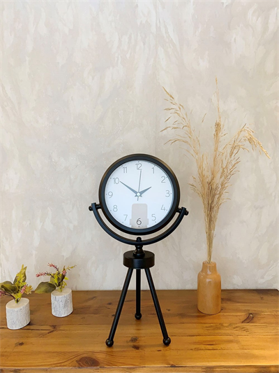 Siyah Metal Mini Tripod Zarif Masa Saati 45×26 cm