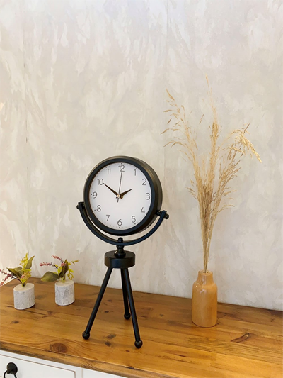 Siyah Metal Mini Tripod Zarif Masa Saati 45×26 cm