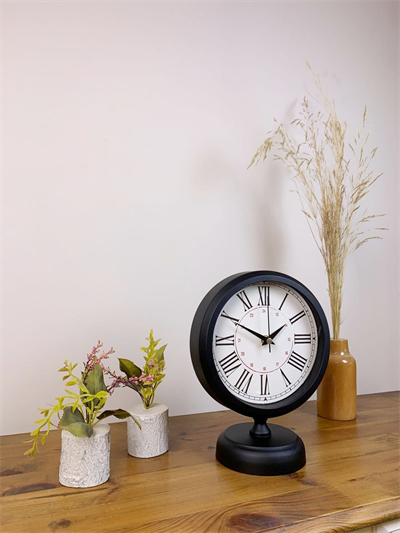 Siyah Metal Modern Masa Saati 25×20 cm