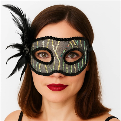 Siyah Renk Yandan Tüylü Pul Payet İşlemeli Parti Maskesi 23x12 Cm