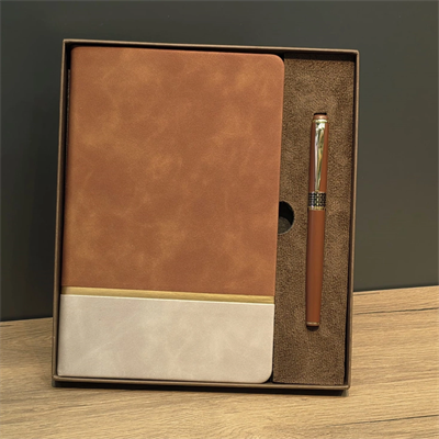 Taba Rengi Gold Detaylı Termo Deri Defter Ve Metal Roller Kalem Hediye Seti