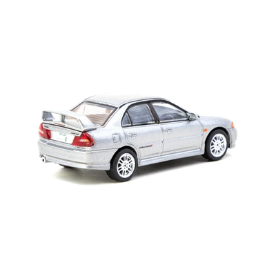 Tarmac Works 1/64 Mitsubishi Lancer GSR Evolution IV Silver with Tarmac Cards
