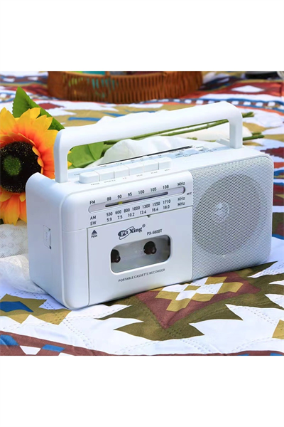 Taşınabilir nostaljik radyo kaset çalar FM radyo USB MP3 player Bluetooth hoparlör beyaz