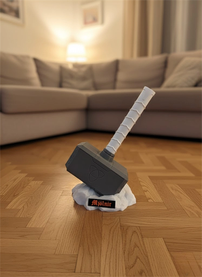 Thor’un Çekici Dekoratif Süs Güçlü ve İkonik Tasarım 20x34 cm