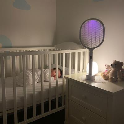 USB Şarjlı Beyaz Renk Kendiliğinden Standlı Şarj Göstergeli UV Işıklı Sinek Öldürme Raketi LTD-718 (3936)