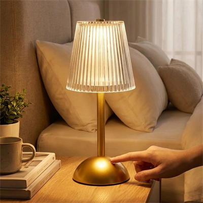Uzun Klasik Çizgili Model Led Masa Lambası – Dokunmatik, 3 Renk Işık Modlu, Şarjlı Dekoratif Gece Lambası Bx40