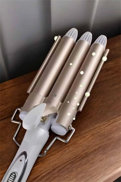 Wag Maşa Doğal ve Hacimli Bukleler için İdeal Saç Şekillendirme Aracı