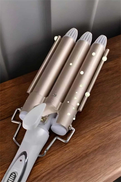 Wag Maşa Doğal ve Hacimli Bukleler için İdeal Saç Şekillendirme Aracı