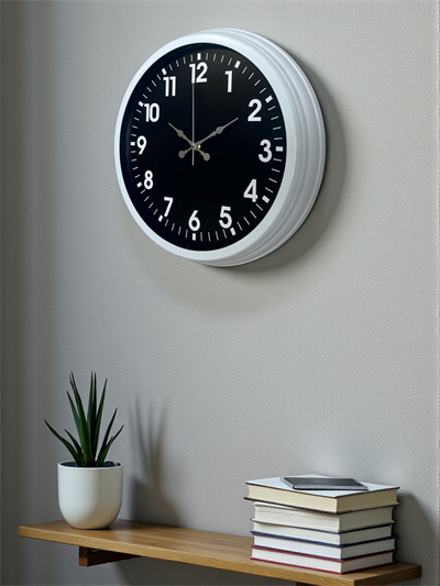 White Pure Contrast 40 Cm Metal Duvar Saati