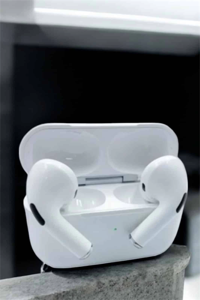 Yeni Nesil Pro Bluetooth Kulaklık Uzun Pil Ömrü Beyaz