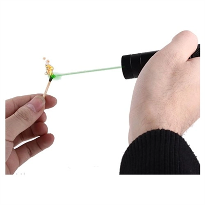 Yeşil Şarjlı Lazer Pointer 5000 (yakar)