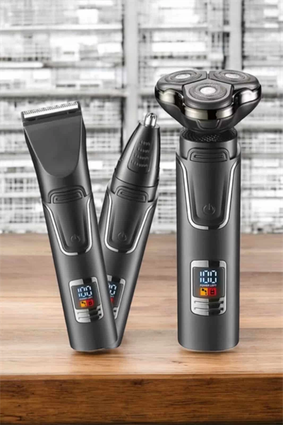 Yüksek Performanslı 3 Başlıklı Profesyonel Tıraş Makinesi