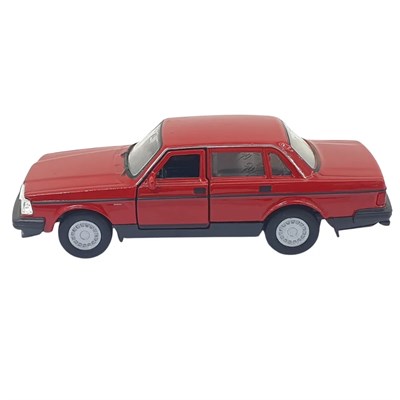 1:32 Volvo 240 GL Çek Bırak
